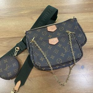 Louis Vuitton Multi Pochette